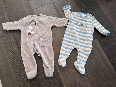 Baby Strampler 2er Set Grösse 1-2 Monate, guter Zustand