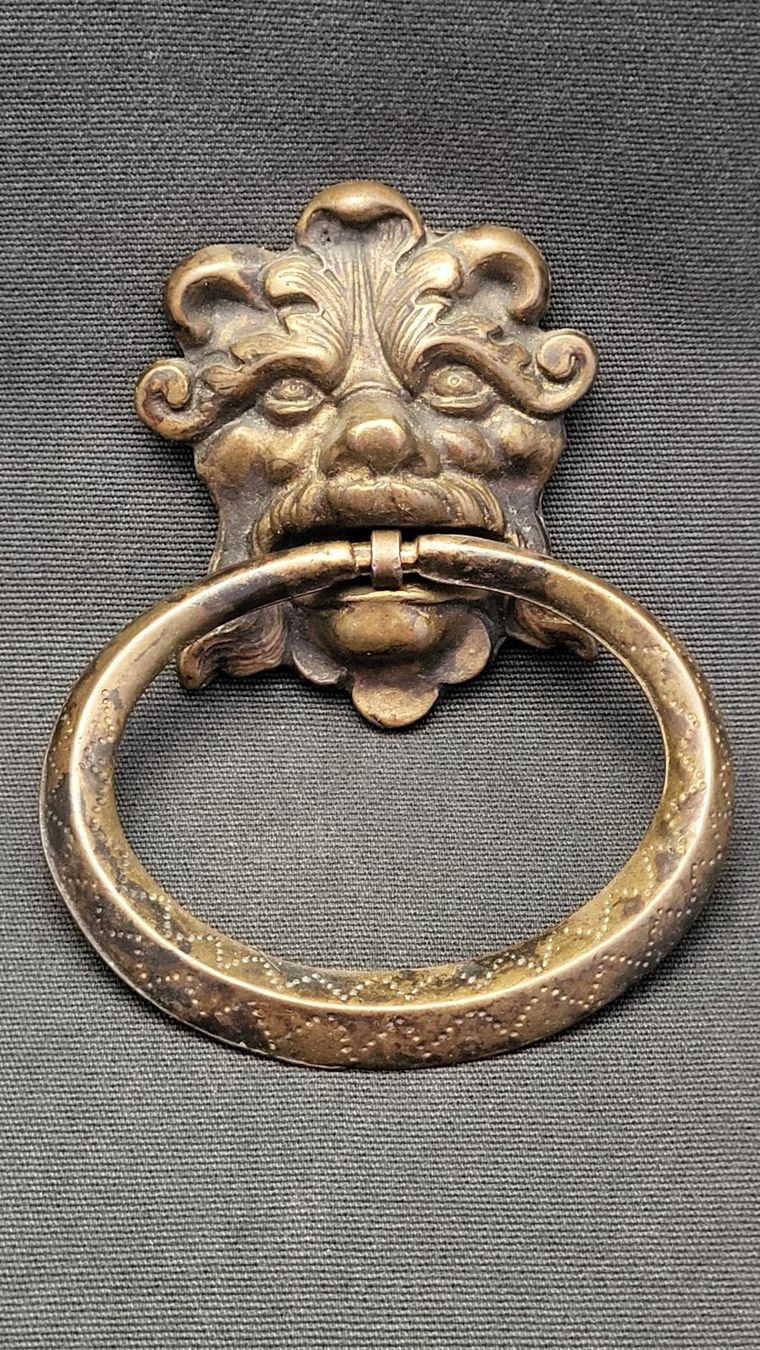 Statuette: Türklopfer/Möbelgriff Gesicht – Usato da Basel venduto da spinne02