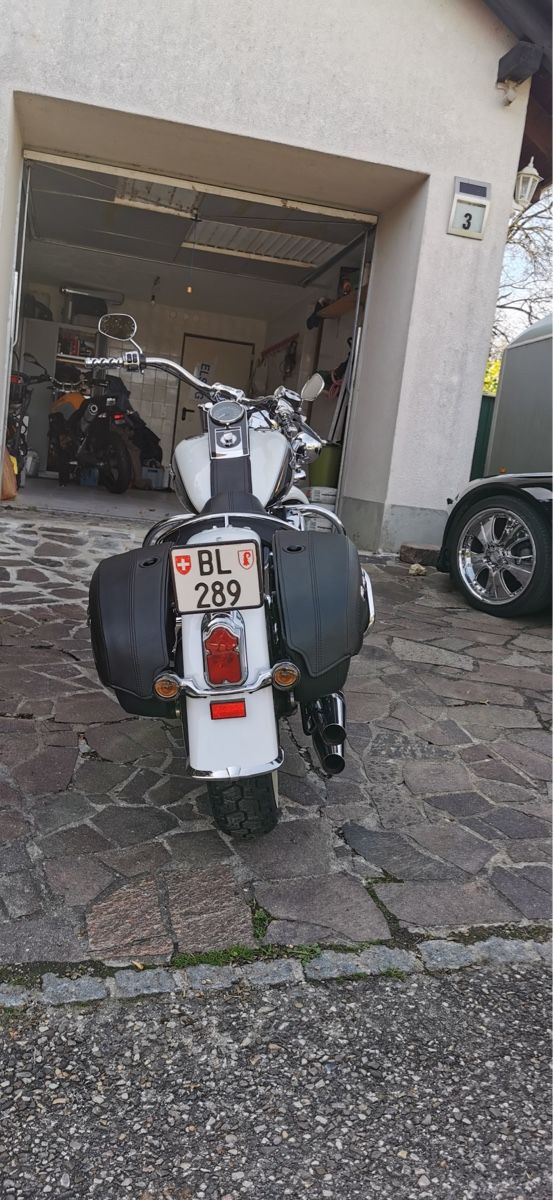 Touring: Harley-Davidson soft tail deluxe – Usato da Liesberg Dorf venduto da cavannii 1