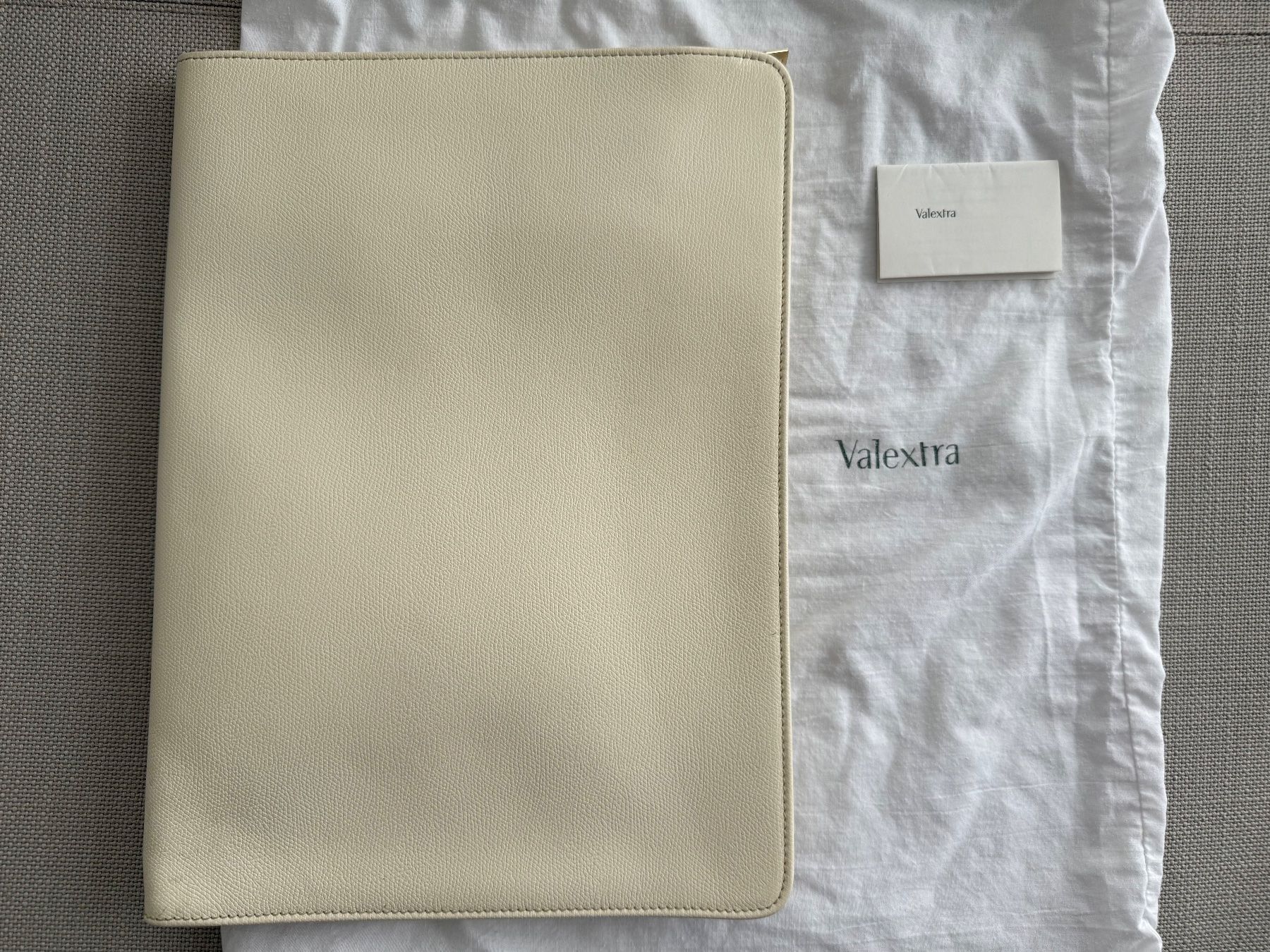 Valigie & Borse: Valextra Dokumentenmappe/Folder/Office-Tasche – Usato da Wilen b. Wollerau venduto da swiss.luxury