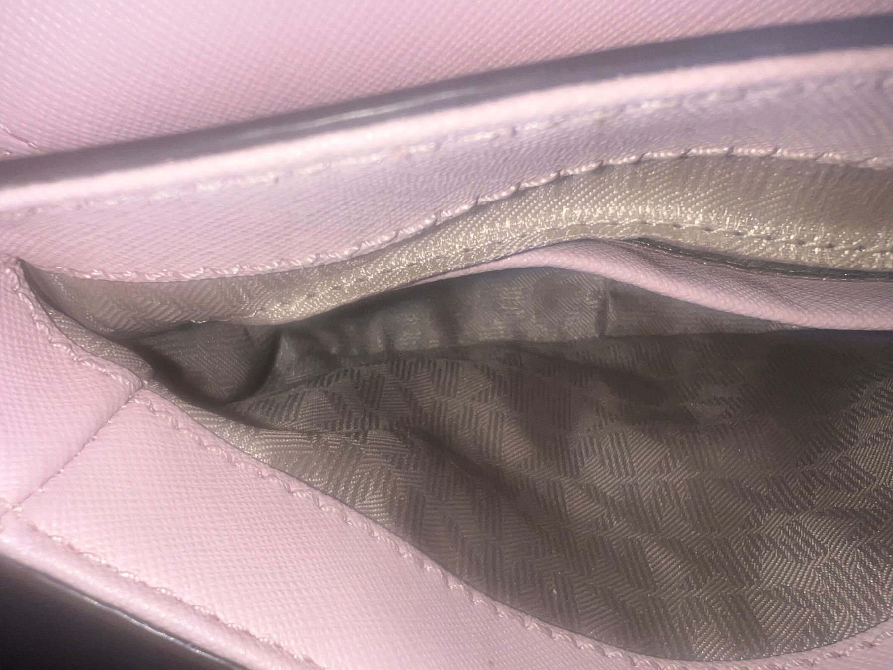 Michael Kors Sacs femmes: Michael Kors kleine Umhängetasche – D'occasion à Frauenfeld par stern081 5