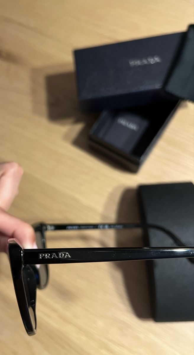 Prada Lunettes & Verres: Prada Sonnenbrille – D'occasion à Thayngen par lagrb 3