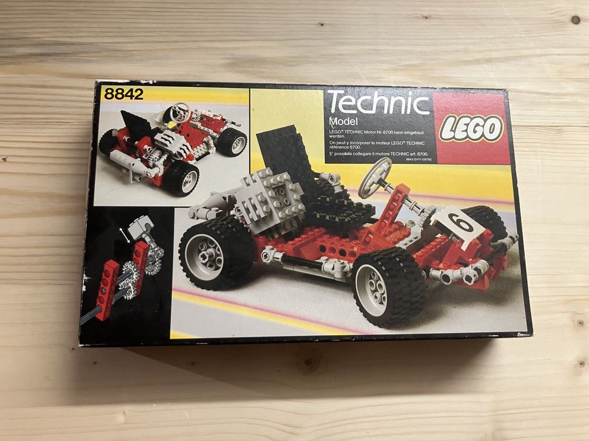Lego Kit di costruzioni: Lego 8842 – Usato da Luzern venduto da windundsichtschutz