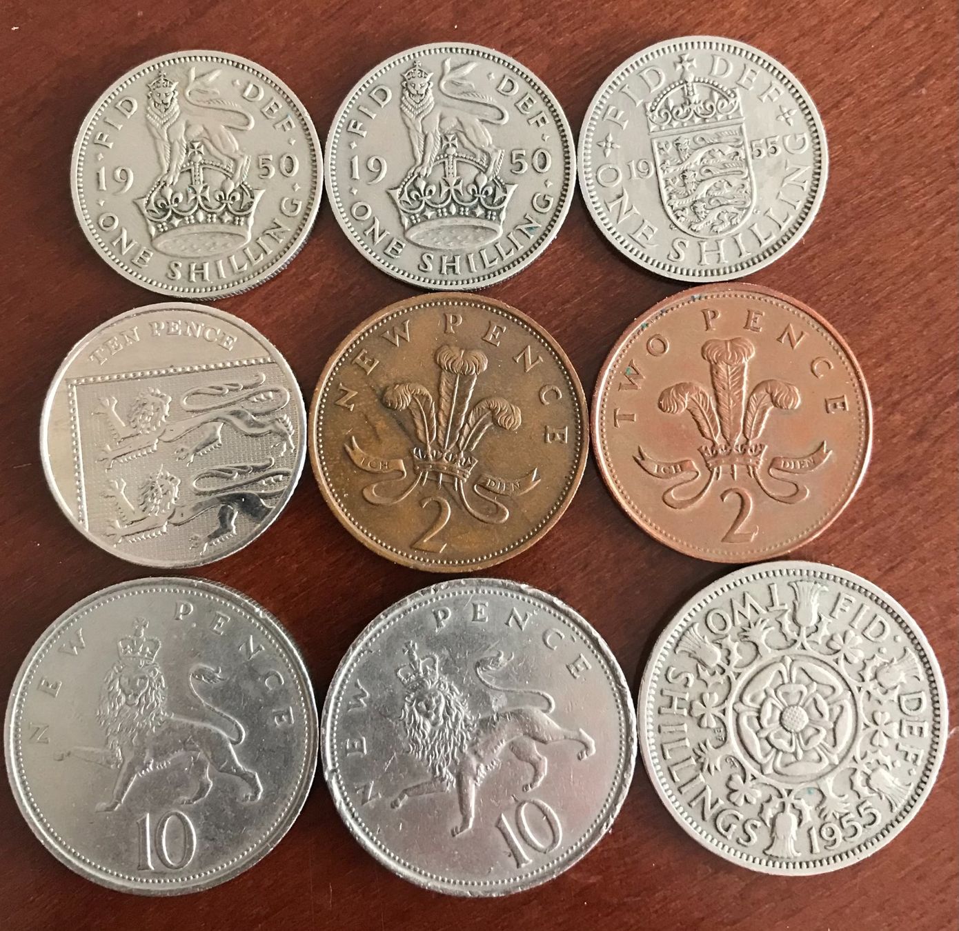 Tutti le monete: Divers Pieces  Monnaie de l'angleterre - voir description – Usato da Cully venduto da Forninho
