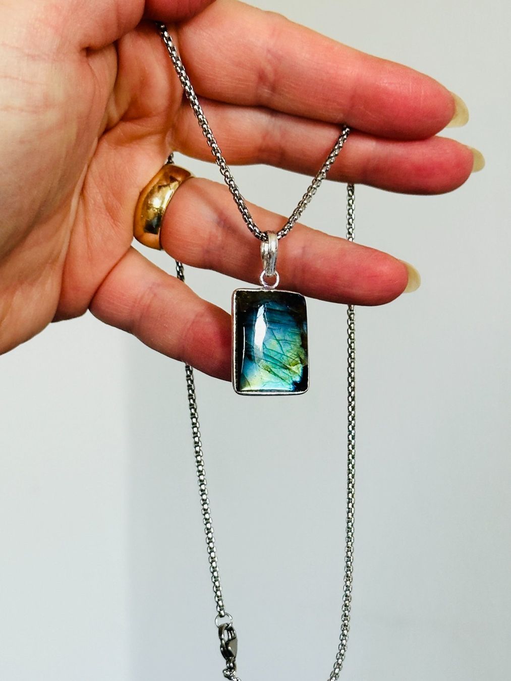 Catenine: Labradorite Gemstone Handmade Jewelry necklace – Nuovo e nell'imballaggio originale da Genève venduto da AGBERG 8