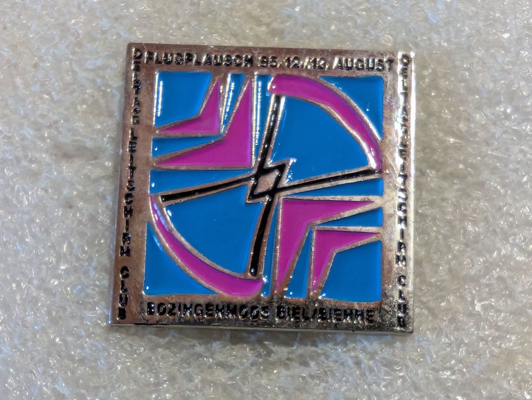 Placchette & Badge: Ansteckpin 5: Flugplausch – Usato da Oppligen venduto da Pin-Fall-Shop