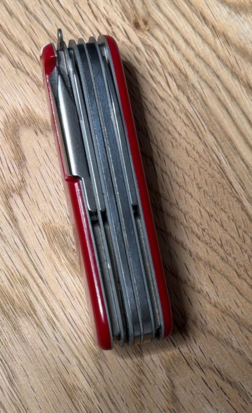 Victorinox Taschenmesser: VICTORINOX SACKMESSER – Gebraucht aus Zürich von Frei-Occasionen 8