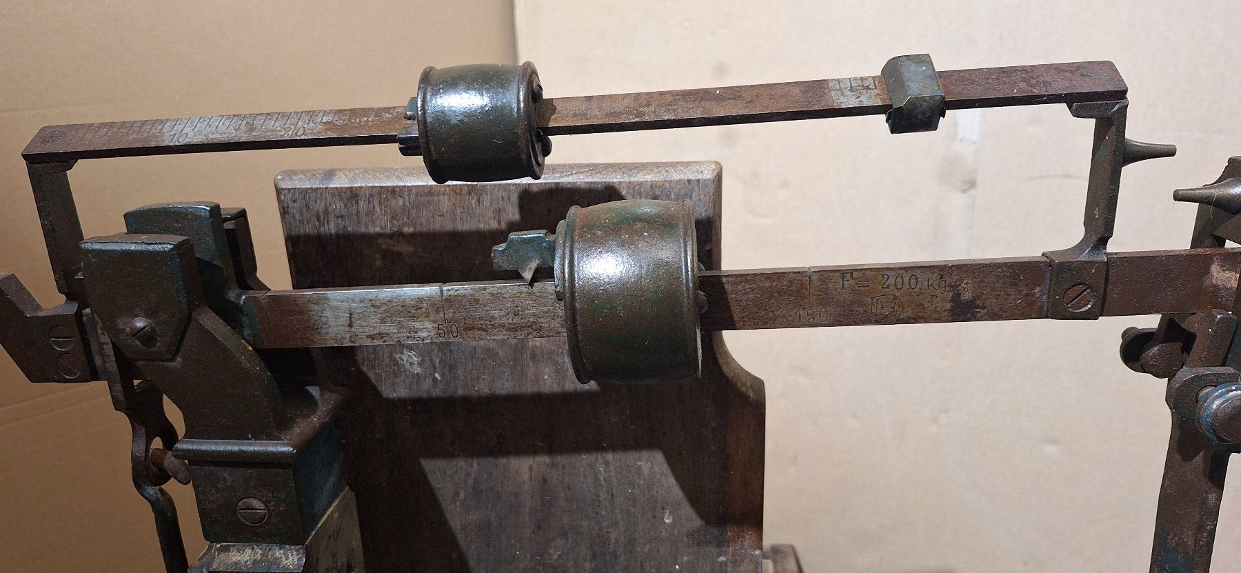Bilance e pesi: Antike Sackwaage – Usato da Madiswil venduto da 20gls 7