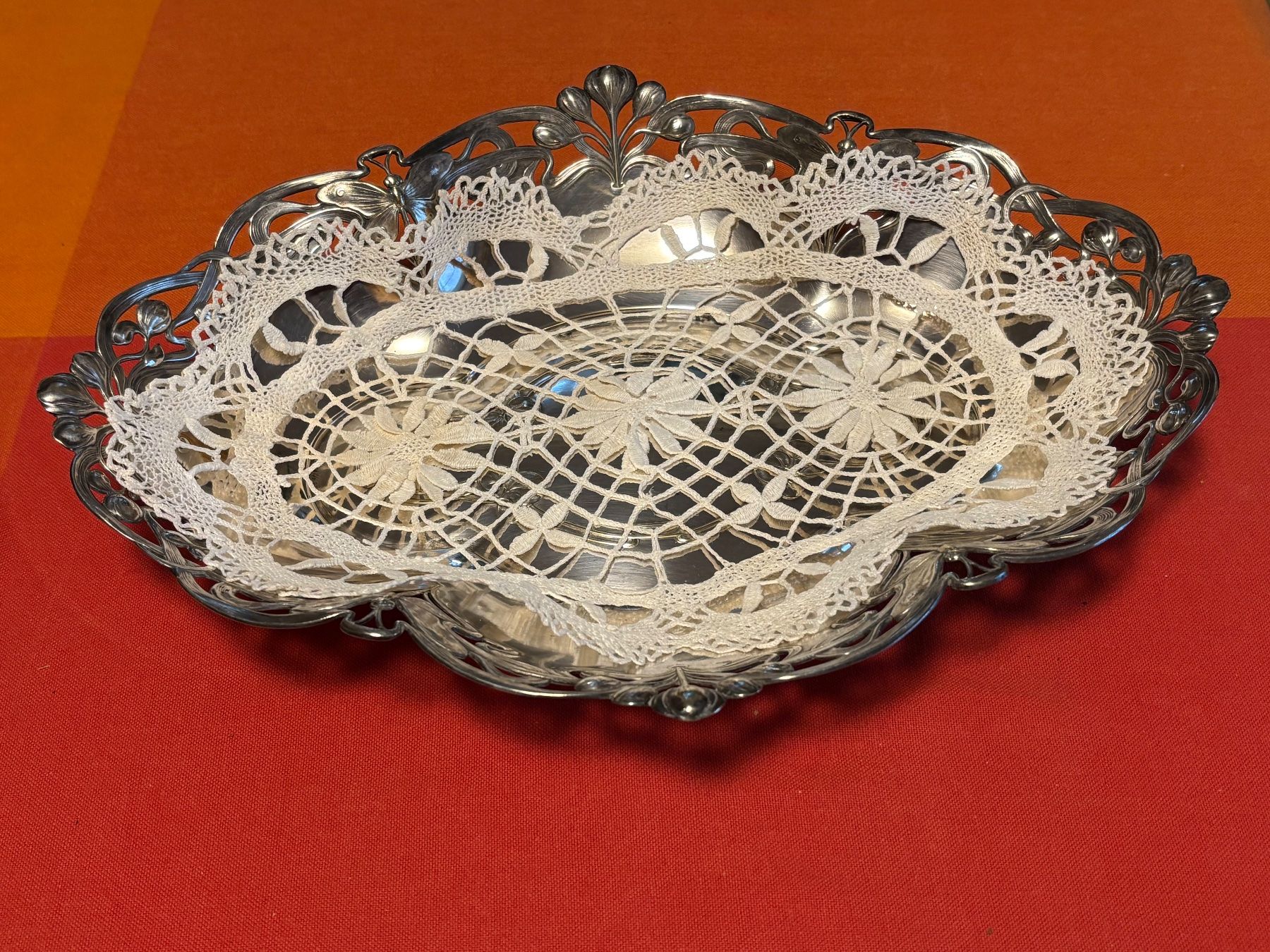 Piatti di portata: Versilberte Jugendstil Schale ca. 1900 – Usato da Winterthur venduto da umu_t9qd 4