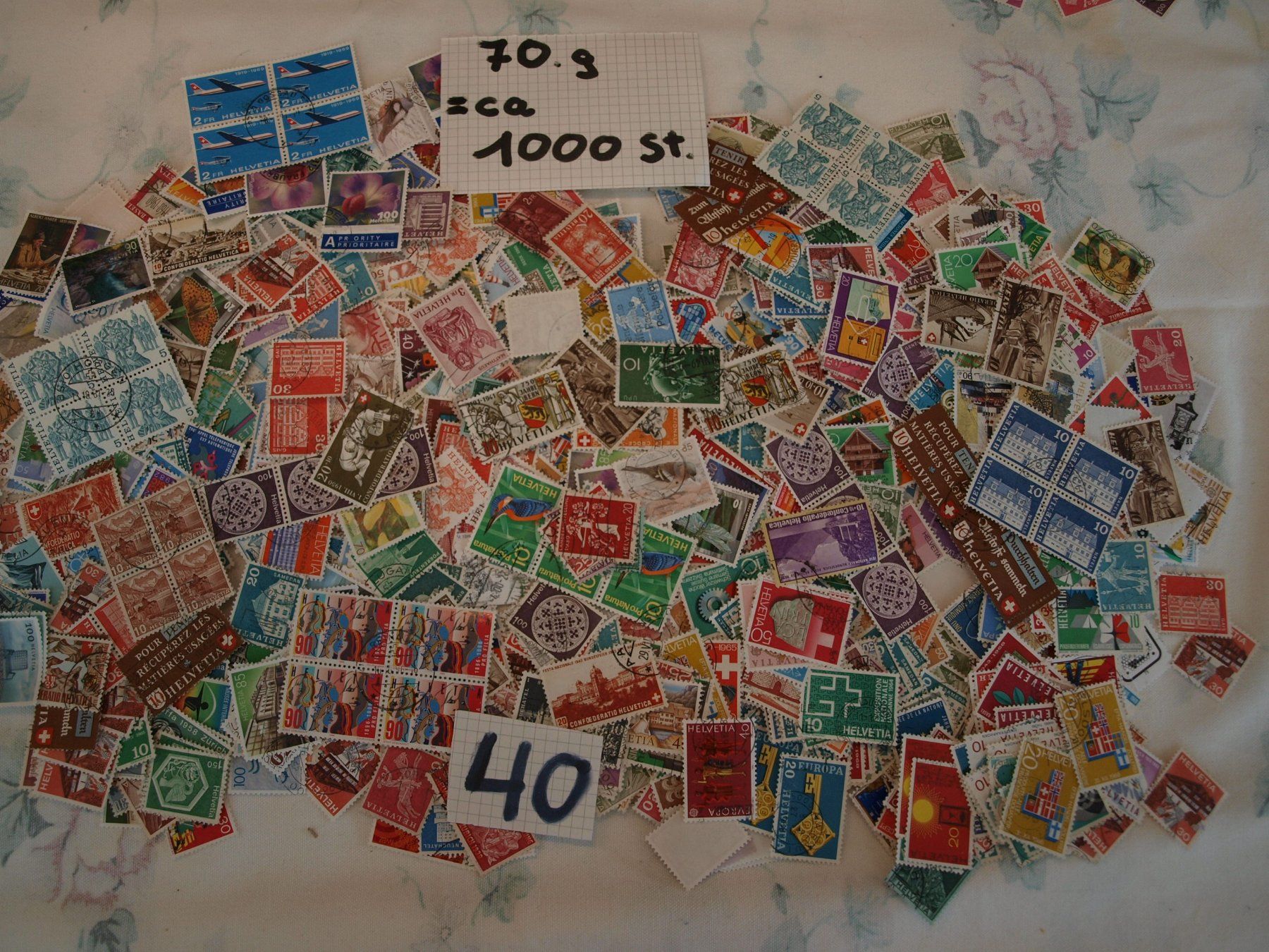 Tutti i francobolli: 1000 Schweizer Briefmarken über 70g .Gebraucht siehe Bilder – Usato da Aarau venduto da Marcele0