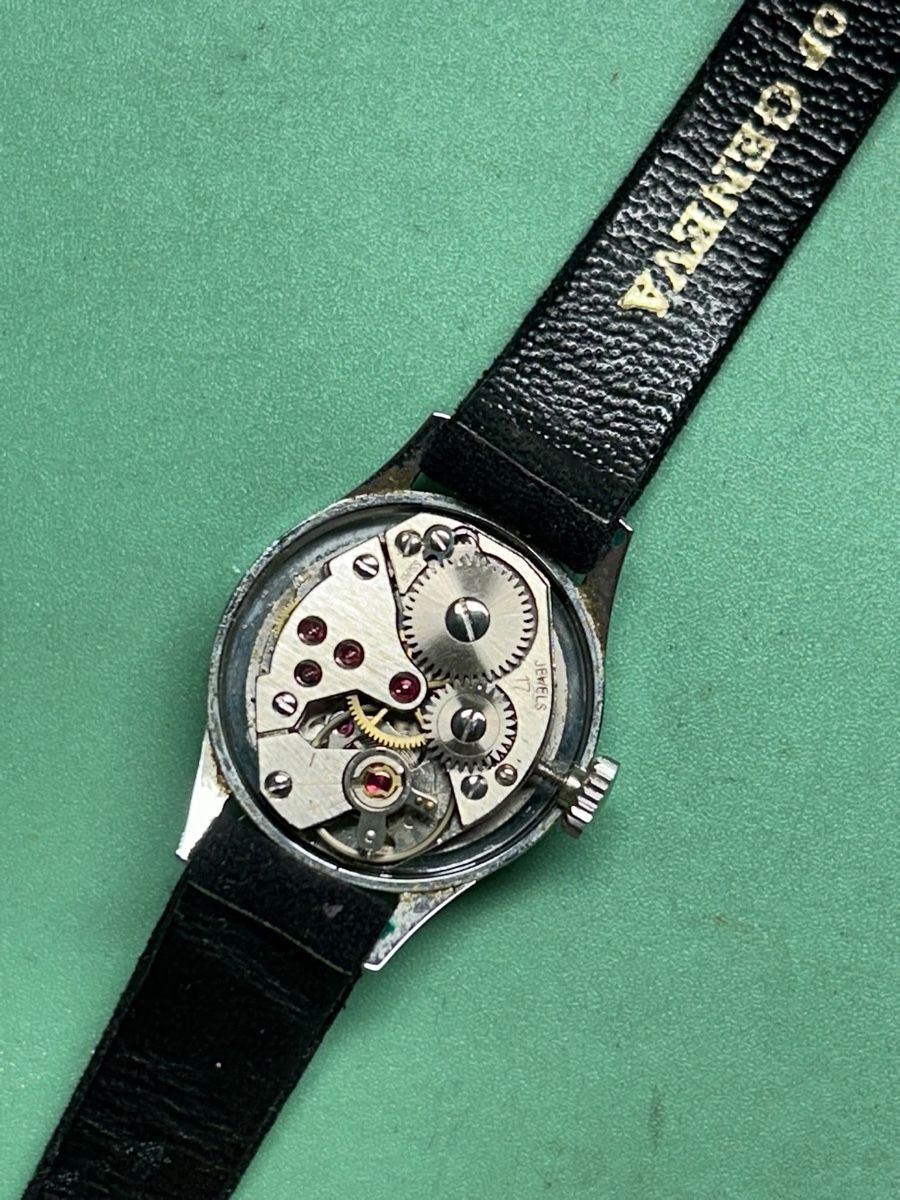 Montres: Fleurier Handaufzug Damen – D'occasion à St. Niklausen LU par sterala 8