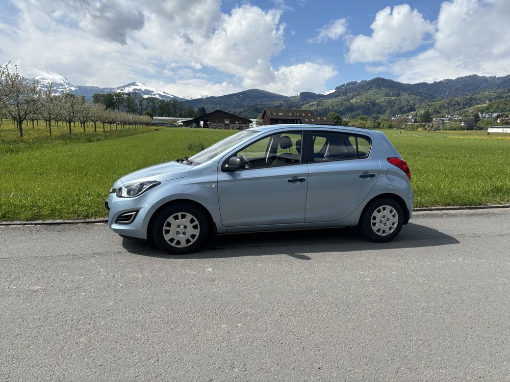 Hyundai i120