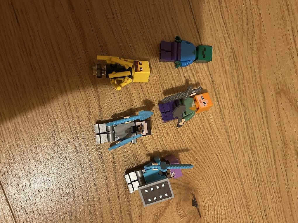 Jouets: 2x Lego Minecraft Set, mit Bedienungsanleitung – D'occasion à Bäriswil BE par Eddy77 4