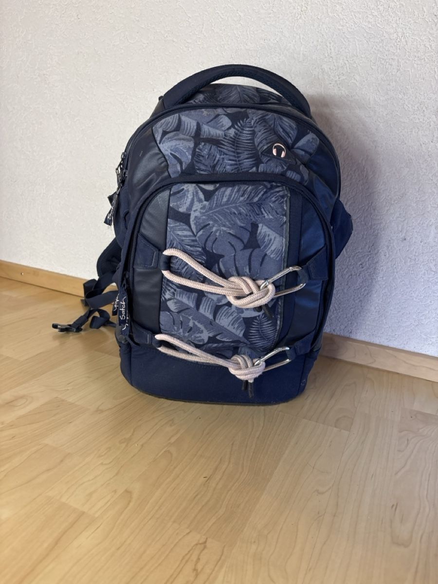 Satch Sacs & sacs à dos: Satch Schulrucksack -Midnight jungle – D'occasion à Mollis par glagra 4