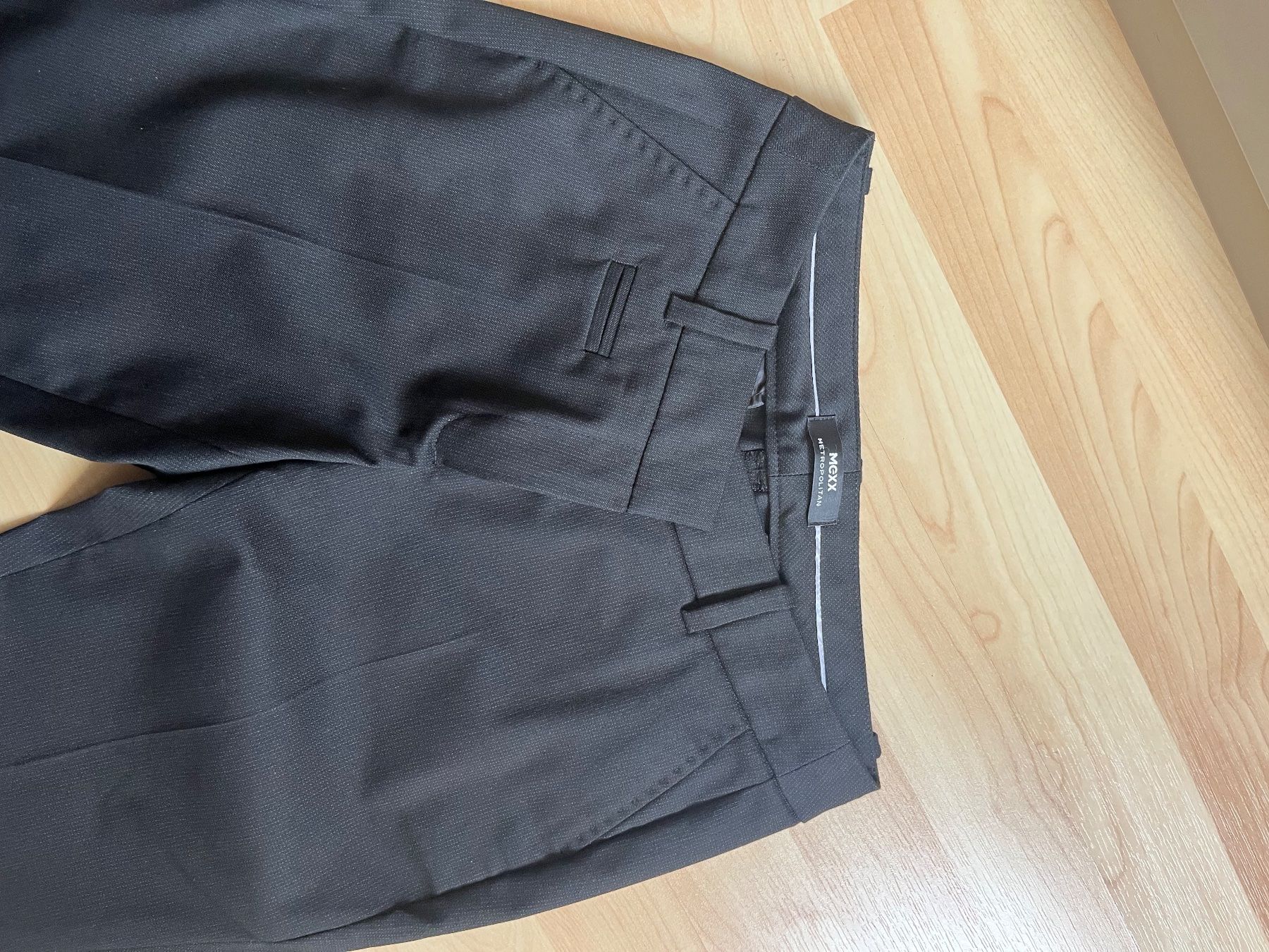 Mexx Pantaloni: Anzughose Mexx Gr. 32 – Usato da Appenzell venduto da Pontigui2007 3
