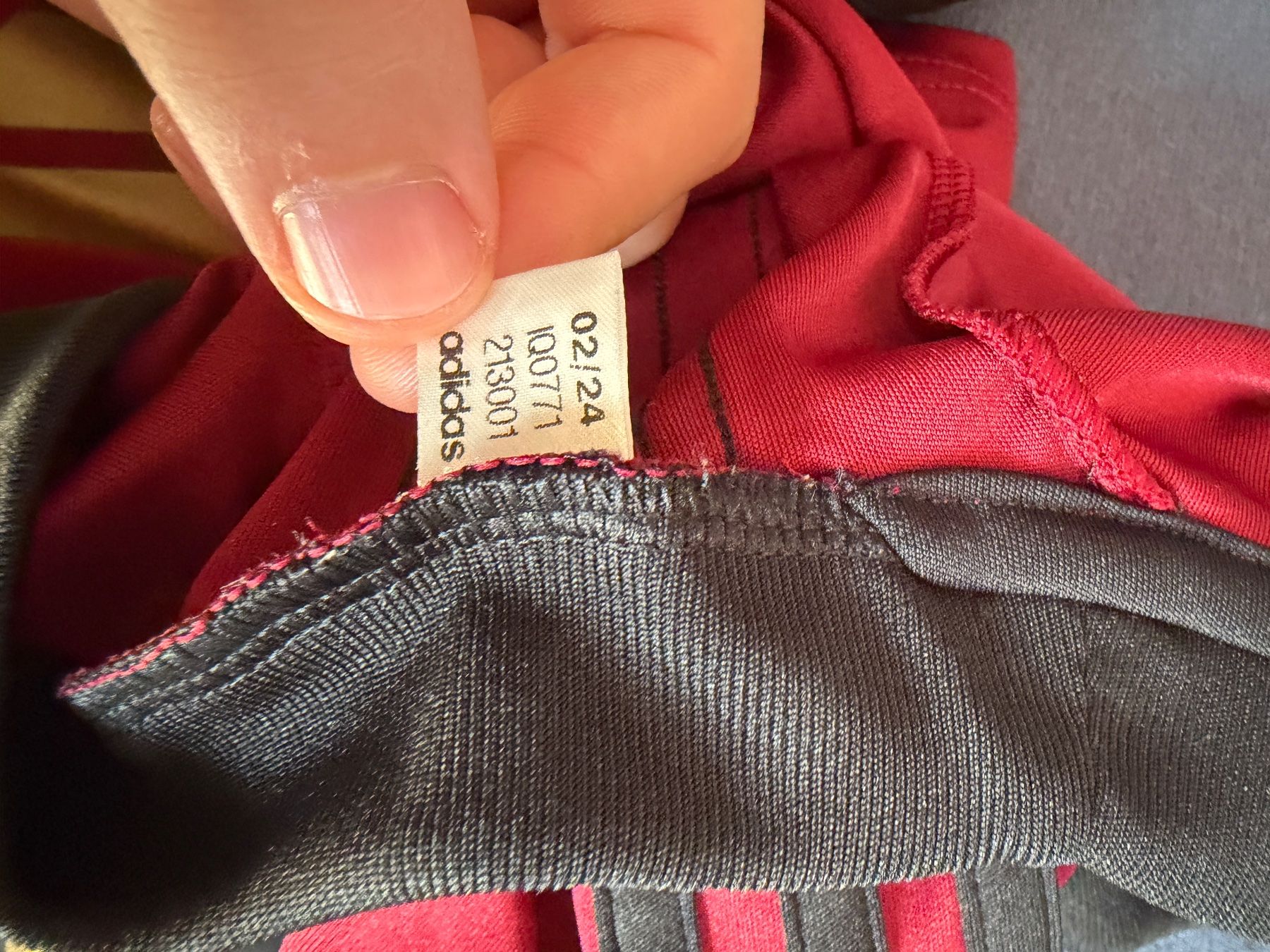 Adidas Canottiere & Pantaloni: Original Belgium Home Shirt 2024 – Nuovo (secondo la descrizione) da Aarberg venduto da marcoo237 3