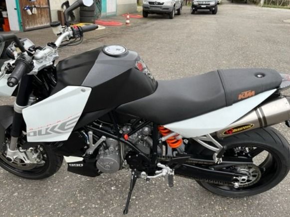 KTM Strada: Motorrad KTM 990 SuperDuke – Usato da Lenzburg venduto da Kkohli 2