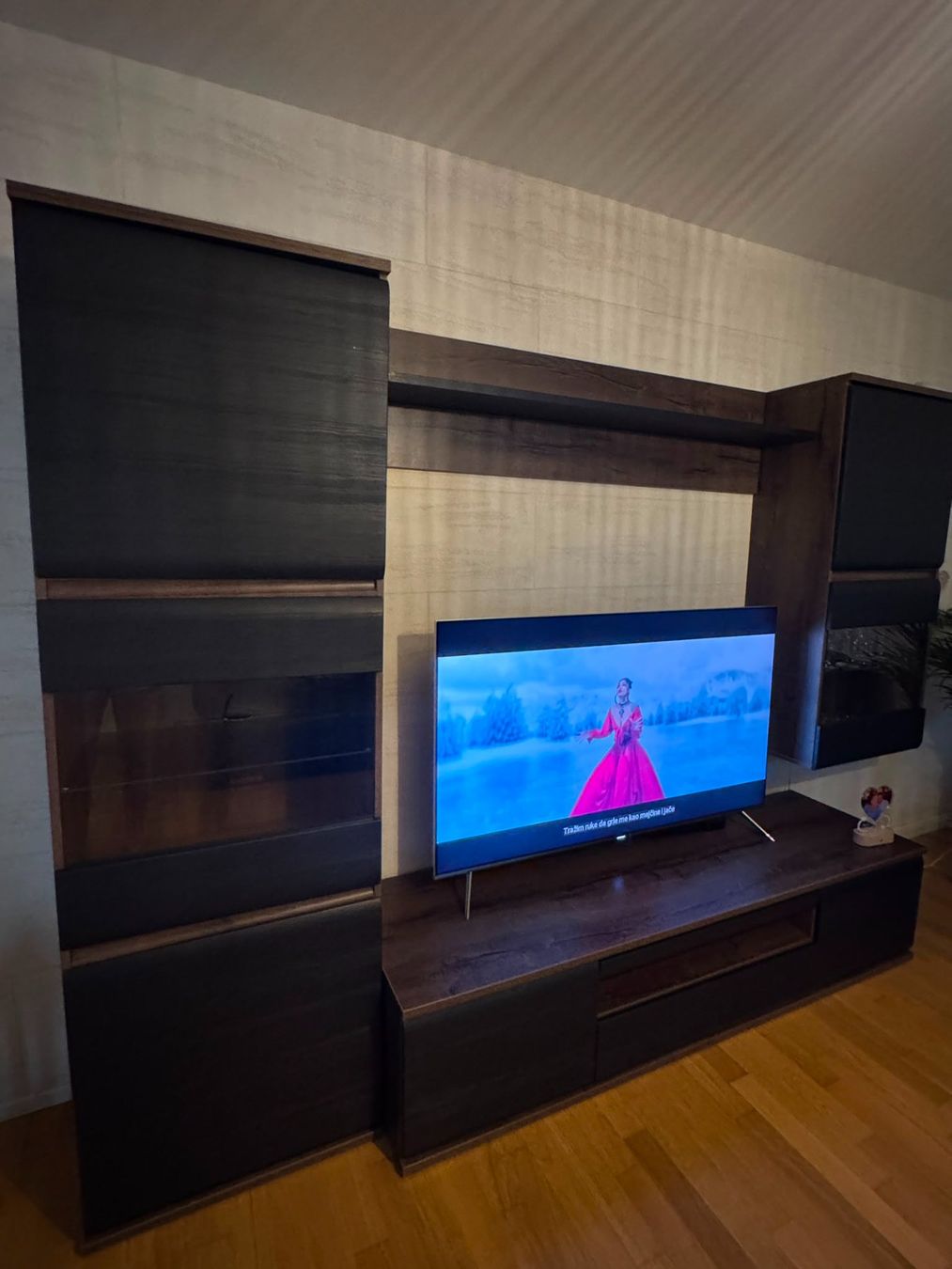 Divani: Wohnzimmer-Set zu verkaufen – Usato da Luzern venduto da vik_qk6d 3
