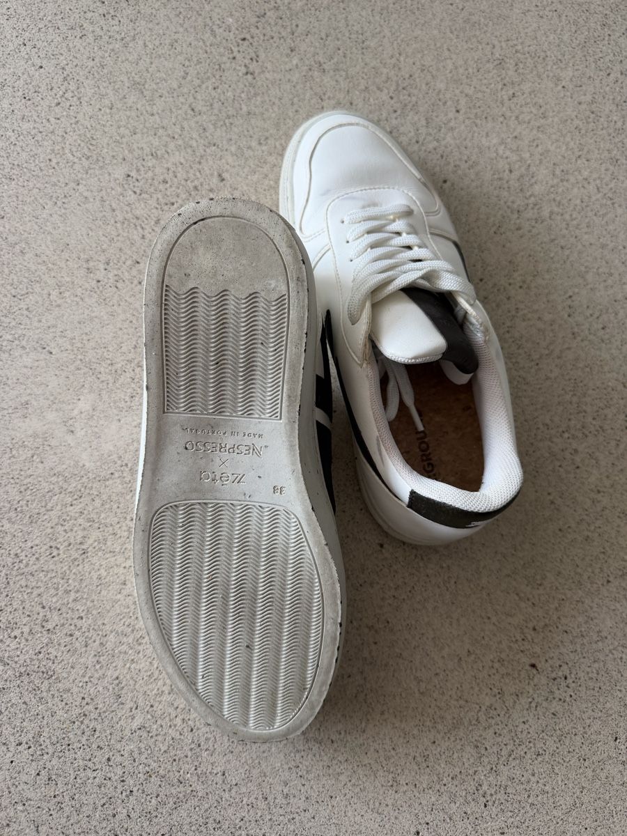 Chaussures femmes: Nespresso Sneakers Grösse 38 – D'occasion à Schlieren par cor_jgb7 3