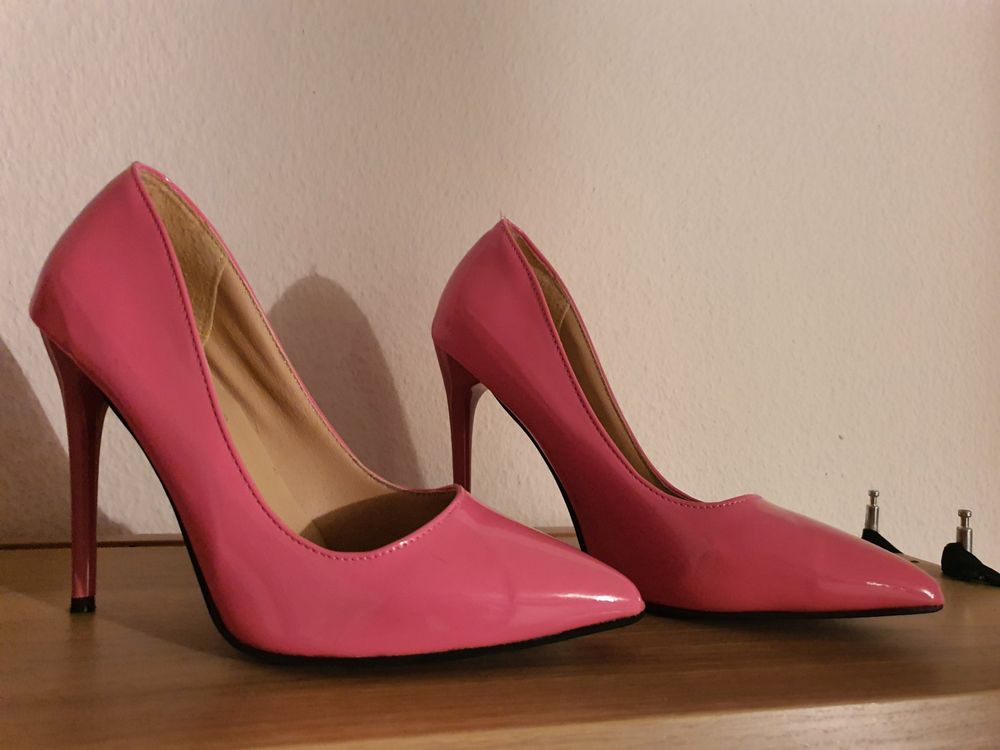 Escarpins Talons Aiguilles Buffalo Rose - Taille 38 (UK 5) - Occasion Très Bon état