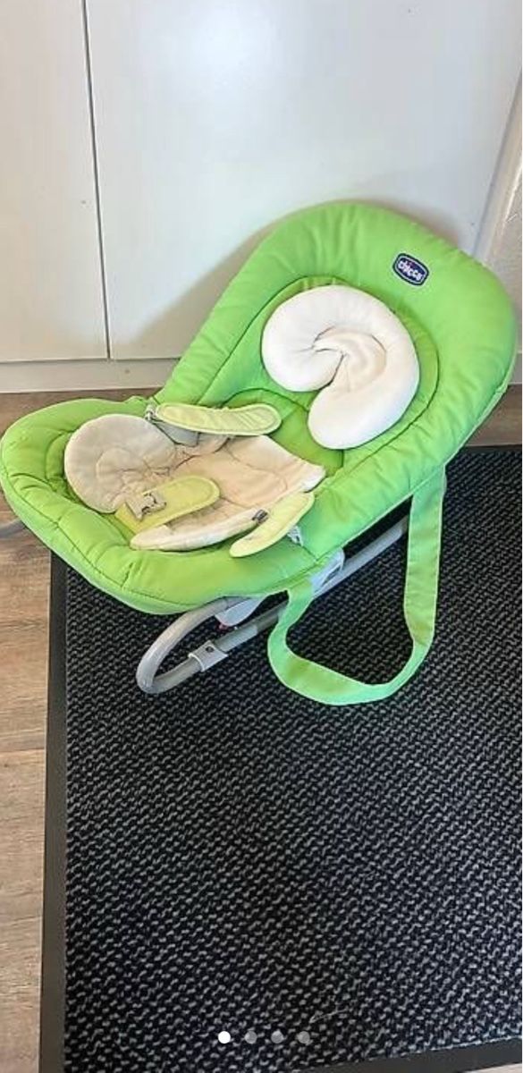 Chicco Sdraiette & Sdraiette a dondolo: Chicco Babywippe in Grün – Usato da Arnegg venduto da lala888