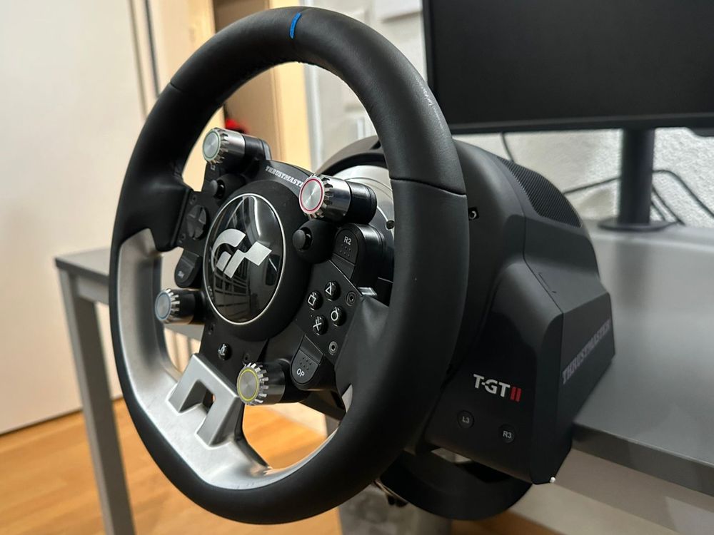 Thrustmaster TGT II / T-GT 2 SWISS - PS5/PS4/PC (Gebraucht) in Seewen ...