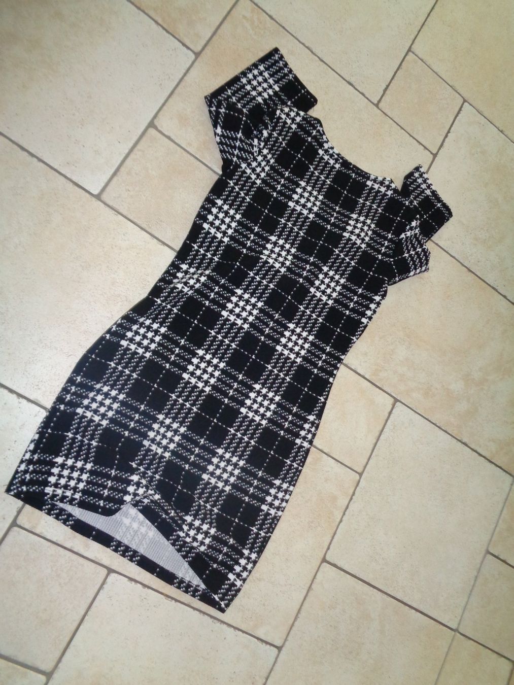 Robes: Kleid  Grösse S – D'occasion à Kreuzlingen par Robi-2003 3