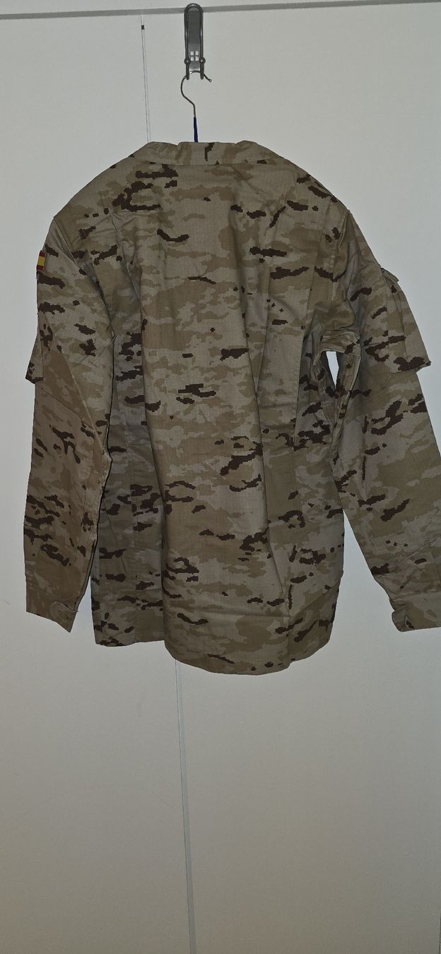 Uniformi: Original Spanische Armee Wüstentarn Uniform Set NEU – Nuovo (secondo la descrizione) da Schaffhausen venduto da aos_hv6l 1