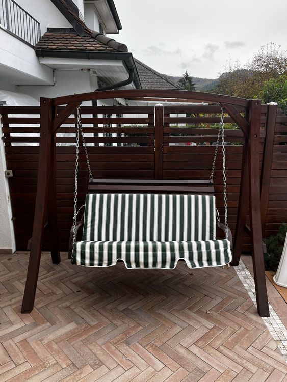HOLLYWOODSCHAUKEL LÄRCHENHOLZ. Wooden swing bench for garde Kaufen