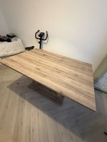 Moderner Esstisch in Holzoptik (Eiche) – Säulentisch