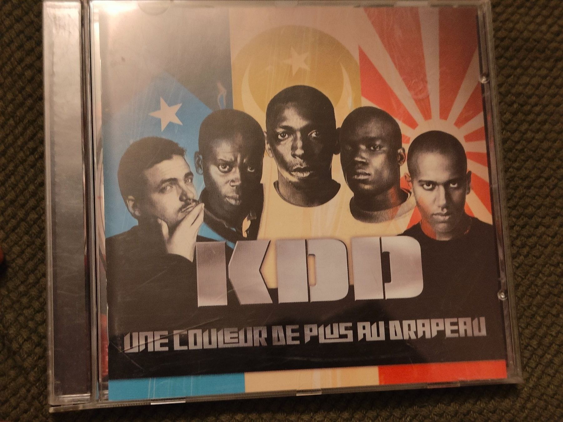 CD: KDD - Une couleur de plus sur le drapeau – Usato da Fribourg venduto da kru_fn65