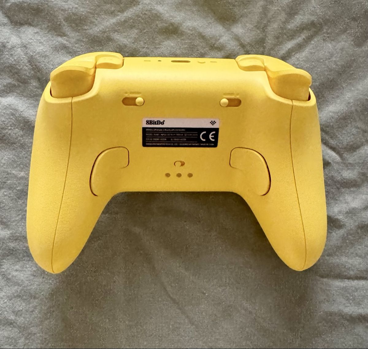 8BitDO Controller: 8BitDo Ultimate 2 Bluetooth Controller - Yellow - Switch 1/2 – Neu (gemäss Beschreibung) aus Dübendorf von tom_fy5q 2