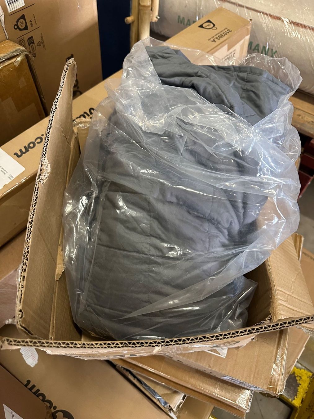 Coperte: Gewichtsdecke Grau 200x225 cm 9 kg – Nuovo e nell'imballaggio originale da Zollikofen venduto da Taximan89