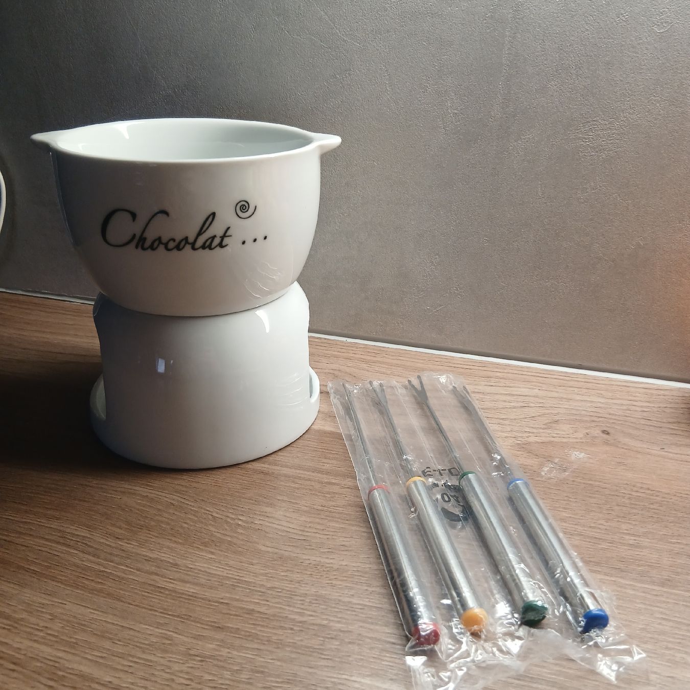 Geschirrsets: Schoko-Fondue-Set, neu – Gebraucht aus Rapperswil SG von Danii008