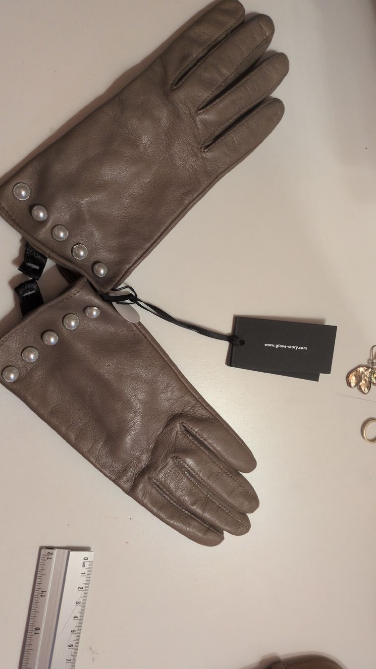 Guanti & manicotti: gants en cuir – Nuovo e nell'imballaggio originale da Vionnaz venduto da MarinaMGB