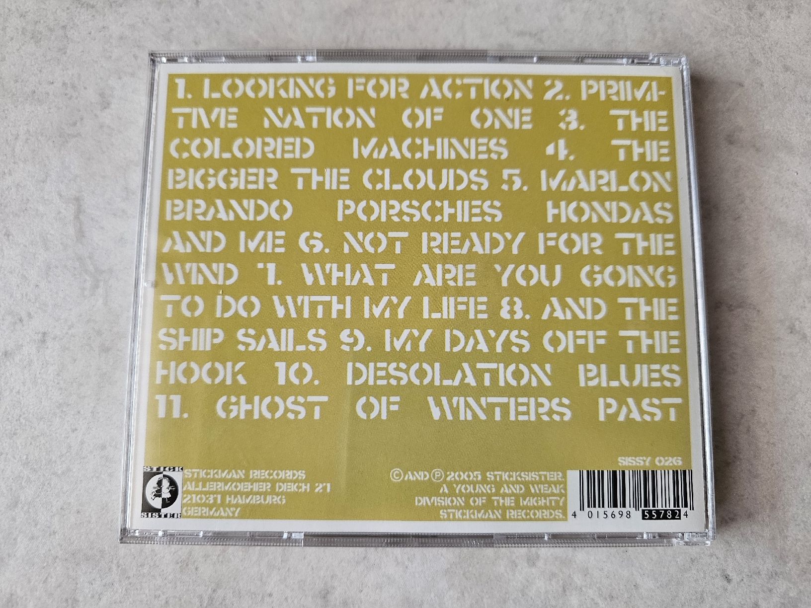 CD: Favez  -  Old And Strong In The Modern Times – Usato da Schneisingen venduto da backstore24 1