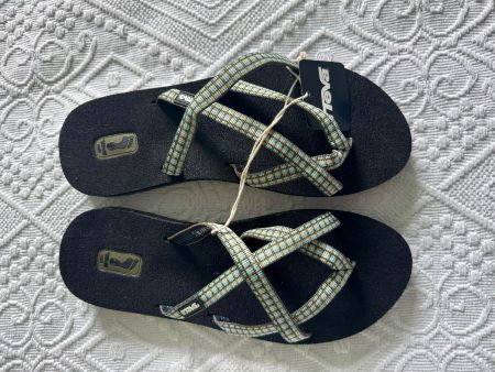 Teva-Badeschuhe, neu, Grösse39