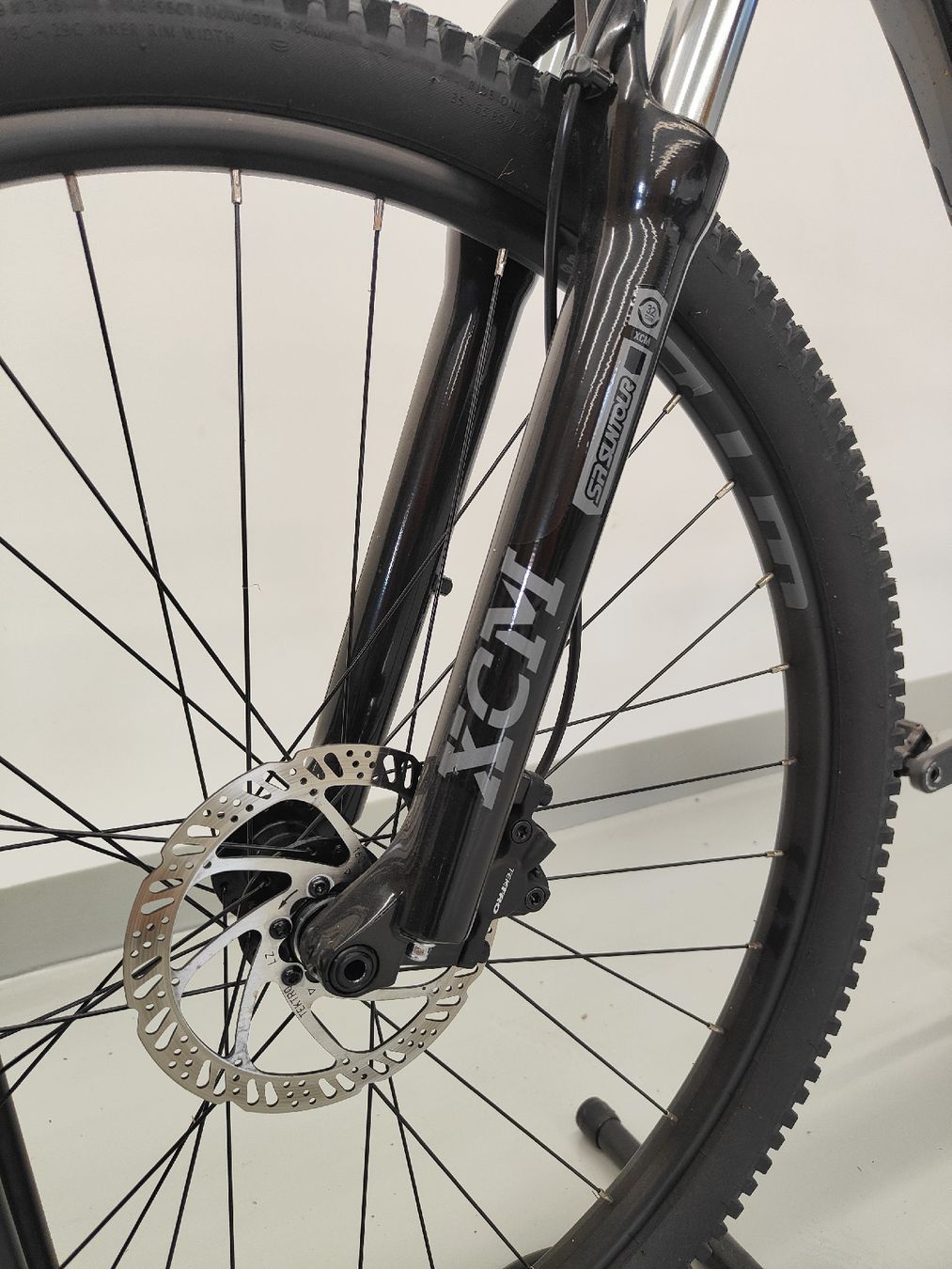 Jamis Velos: MTB Jamis mit Scheibenbremsen und Federgabel – Gebraucht aus Ennetbühl von Hmorgen1 8