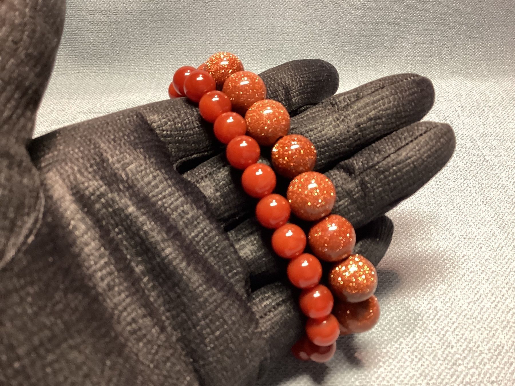 Armbänder & -reifen: Goldener Sandstein + Rote Jade - Edelstein Armbänder – Neu und originalverpackt aus Laax von kri_95f5 3