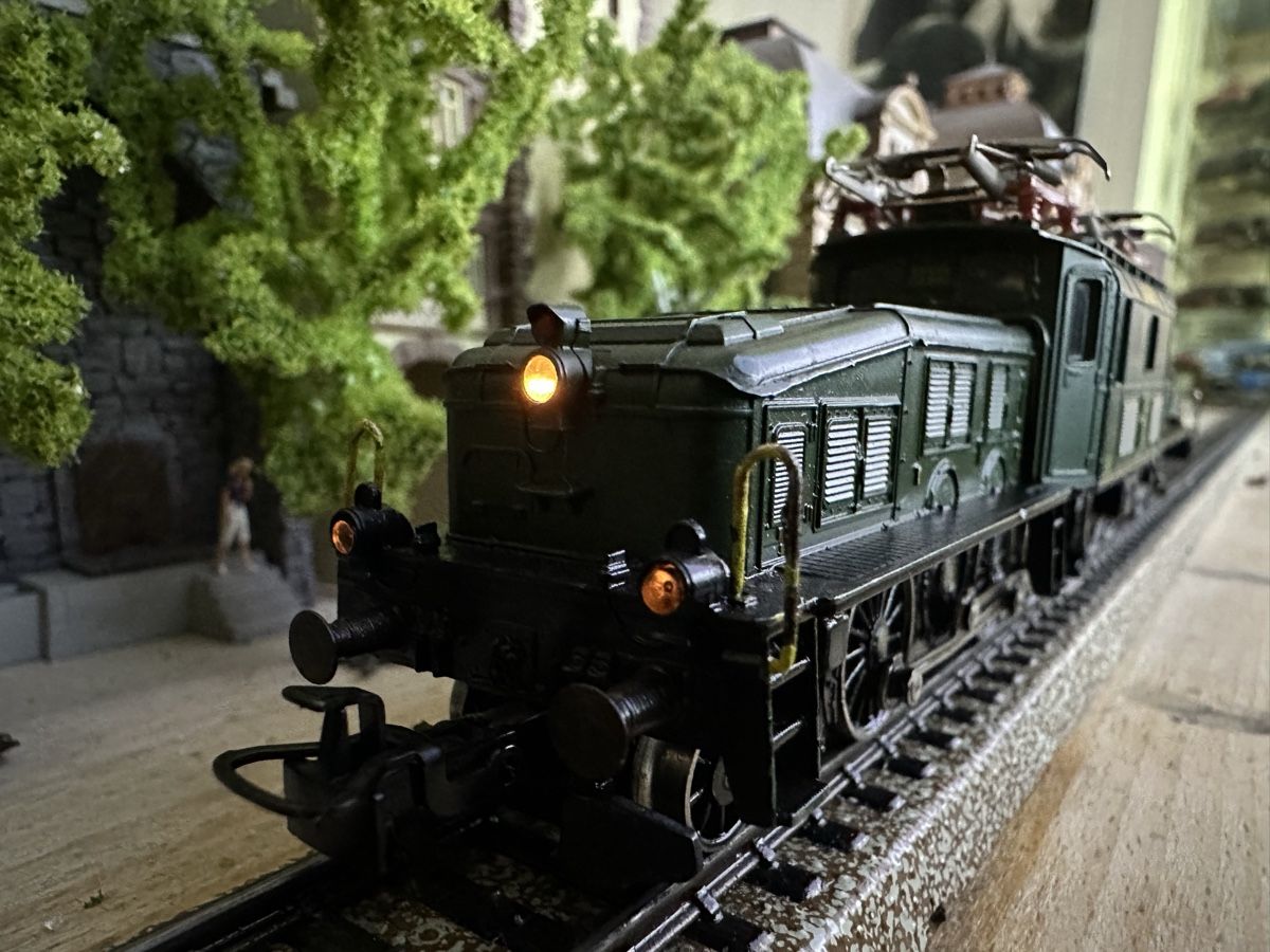 Märklin Modellini di ferrovie: Märklin 3056 Ce 6/8 II Krokodil – Usato da Lupsingen venduto da New-Haven