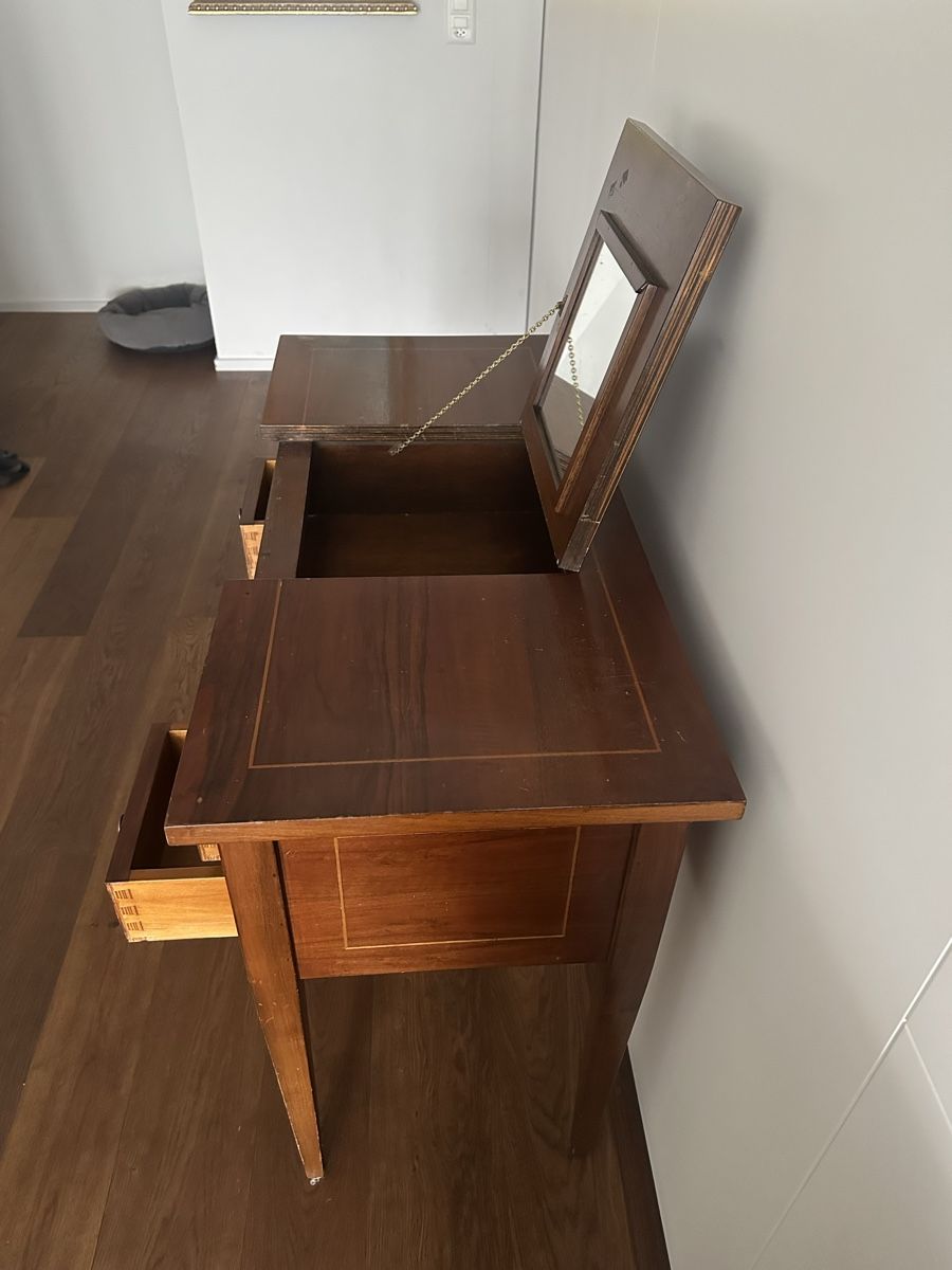 Coiffeuses: Schminktisch antik – D'occasion à Aarau par Merchant_Center 3