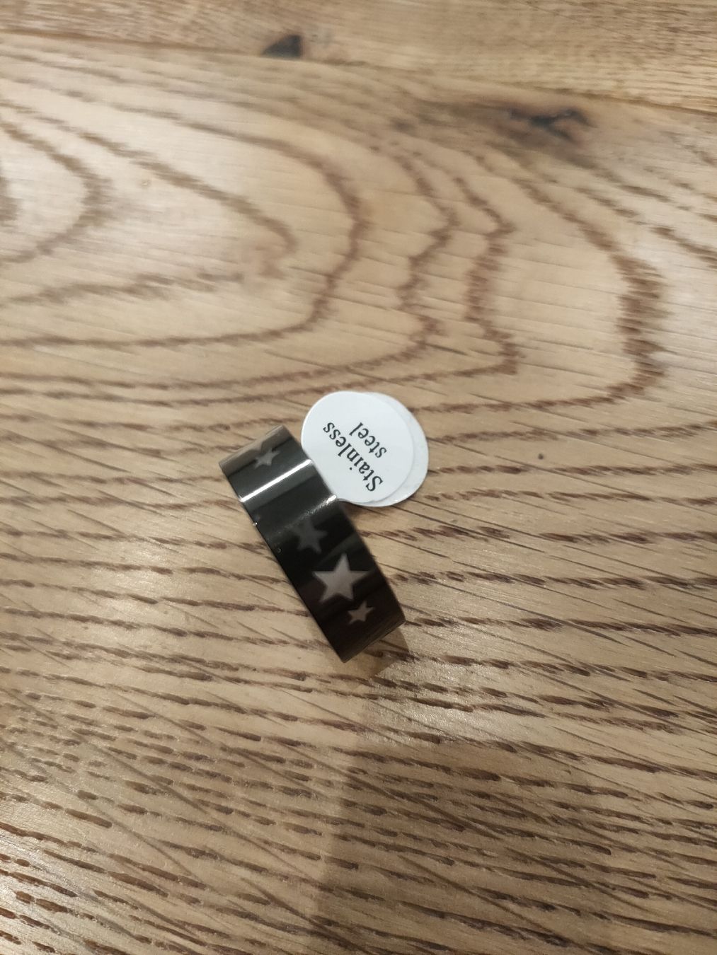 Anelli: Schicker Edelstahl Ring mit Sternen, Grösse 20, neu! – Nuovo e nell'imballaggio originale da St. Erhard venduto da Lauko123