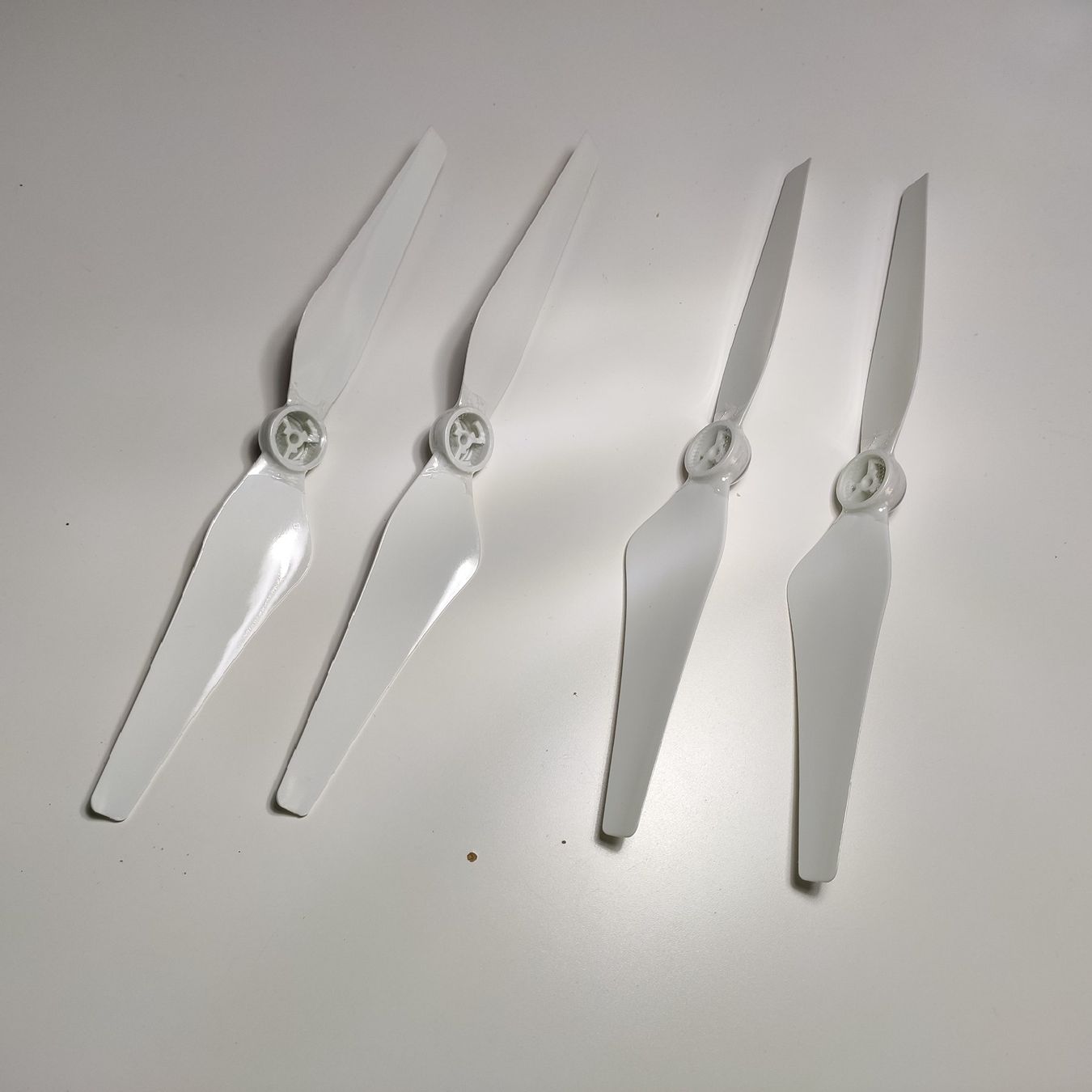 DJI Modellismo RC: DJI PHANTOM 4 Propeller 4x (NEU/Original!) – Nuovo (secondo la descrizione) da Zürich venduto da Biedermann23 1
