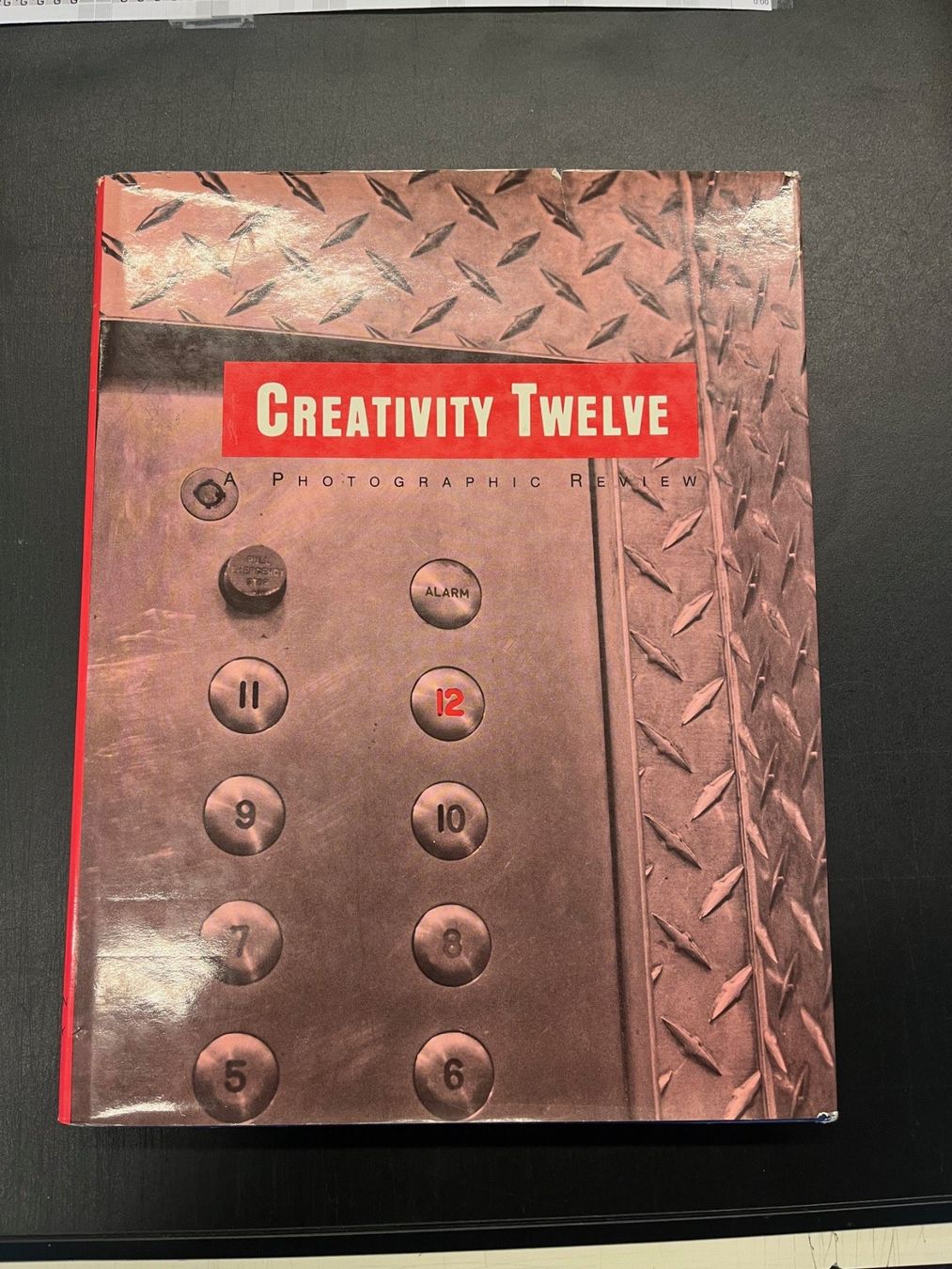 Libri: Creative Twelve Photographic review – Usato da Basel venduto da andipfandi