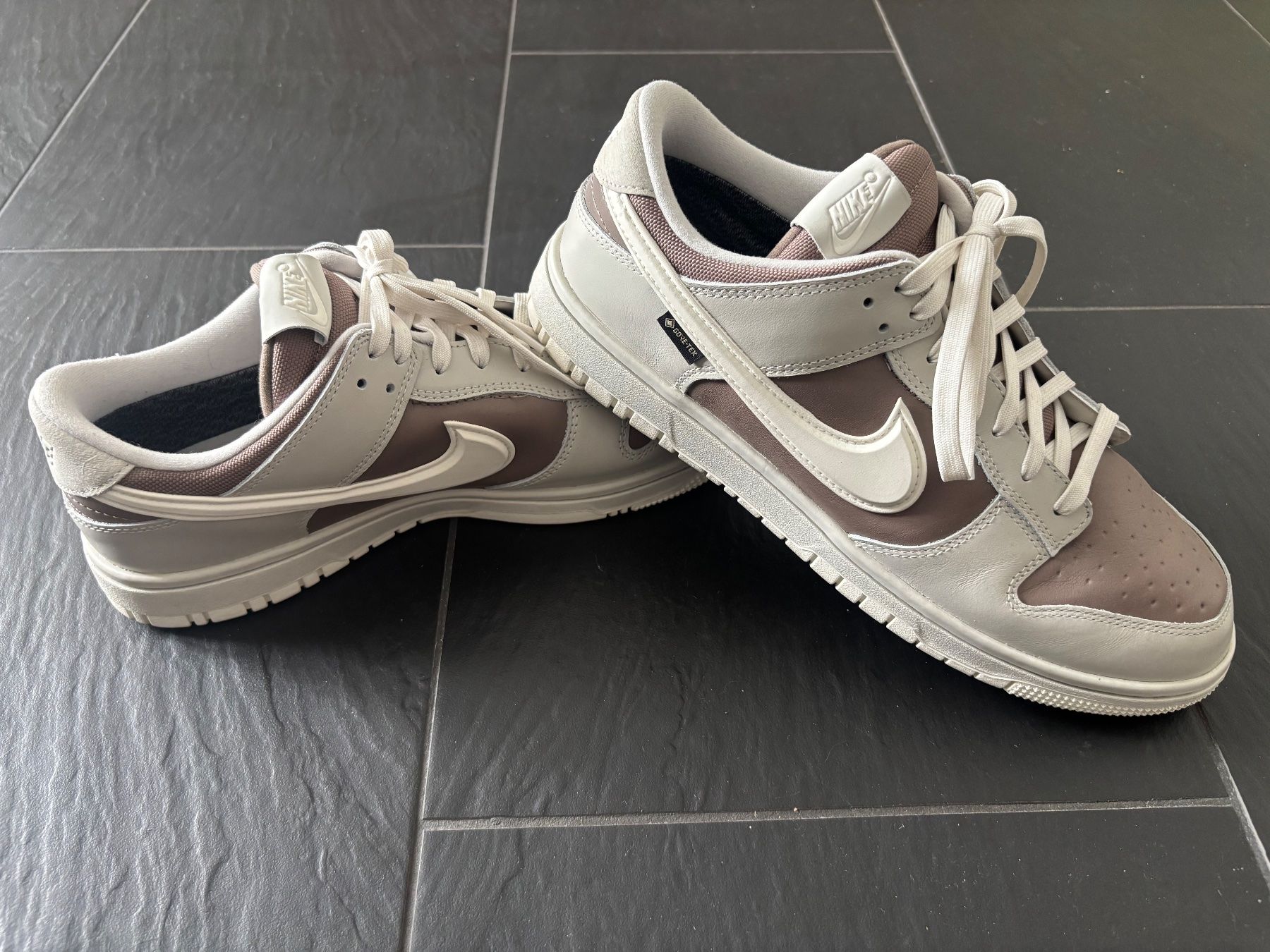Nike Scarpe da uomo: Nike Dunk Low Gore-Tex Light Bone, Grösse EU 46 – Nuovo (secondo la descrizione) da Bever venduto da alspi