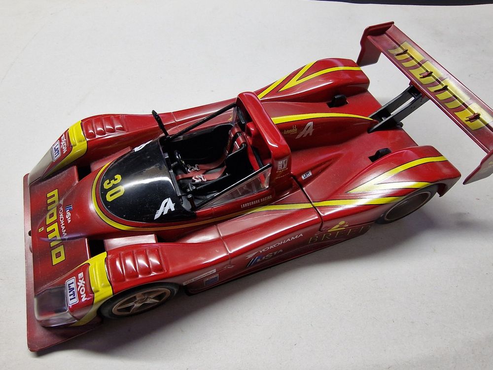 1:18 - HOT WHEELS - FERRARI 333SP - finition sale de fin de