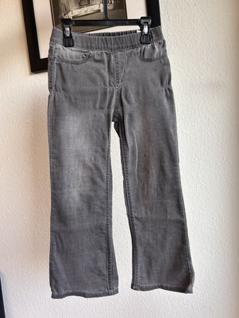 Pantalon H&M gris, coupe évasée, taille élastique 110 cm