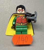 1 Stück LEGO DC Robin Minifigur - Selten.