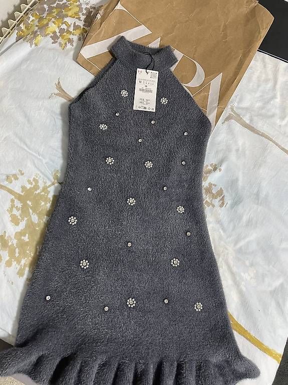 Zara Vestiti: Zara Strickkleid Gr. M Perlen Glitzer neu – Nuovo e nell'imballaggio originale da Luzern venduto da Lorena.haj 1