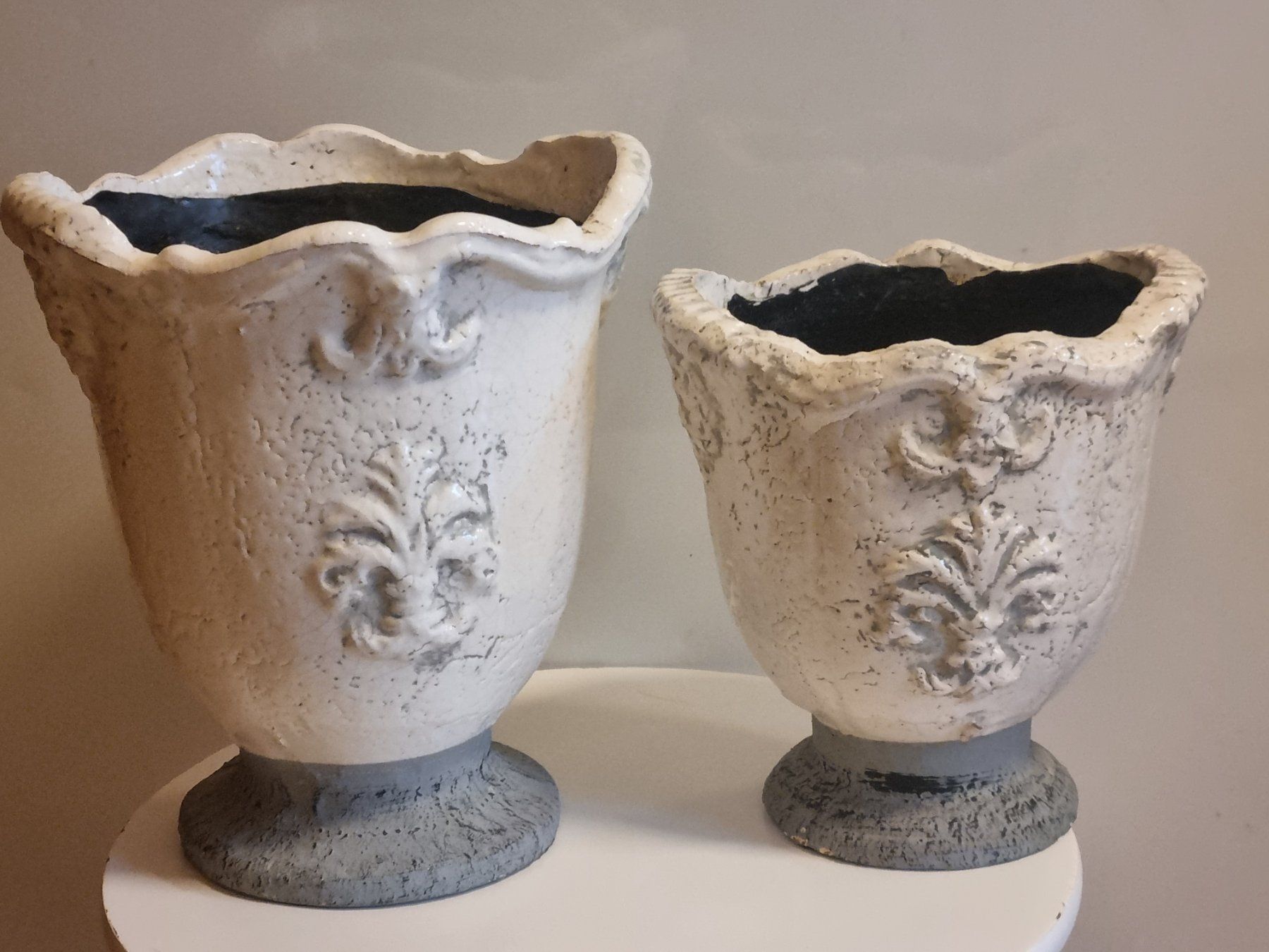 Vasi per fiori: Barock Blumentopf Set Shabby Chic Landhaus – Usato da Scharnachtal venduto da devin03 9
